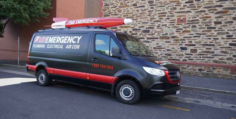 Mr emergency van